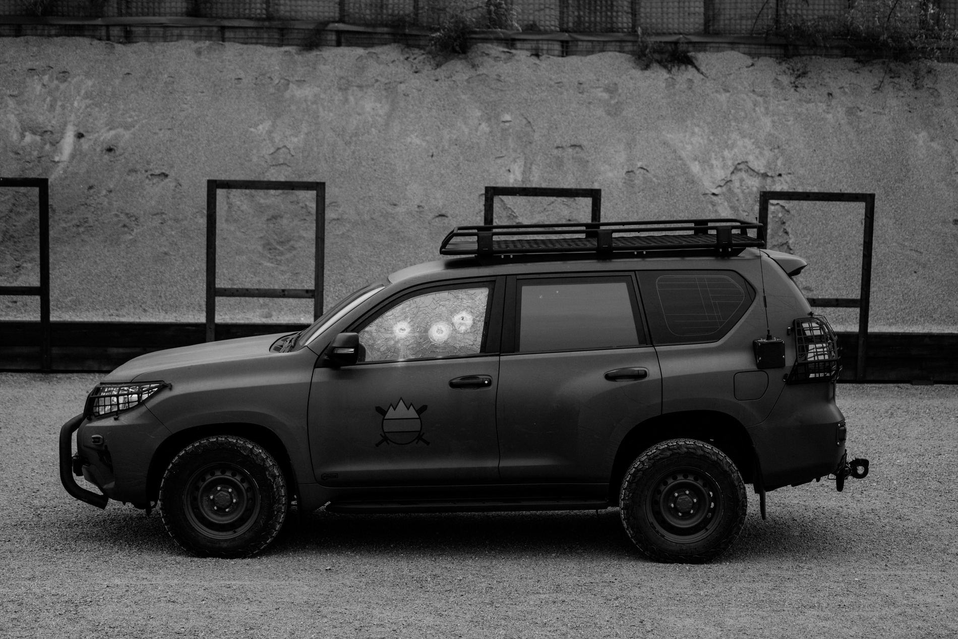 Fortis BR6 fully envelope-armoured Toyota Land Cruiser — Slovenian Ministry of Defence, only 240 kg added, rounds stopped in the front door glass